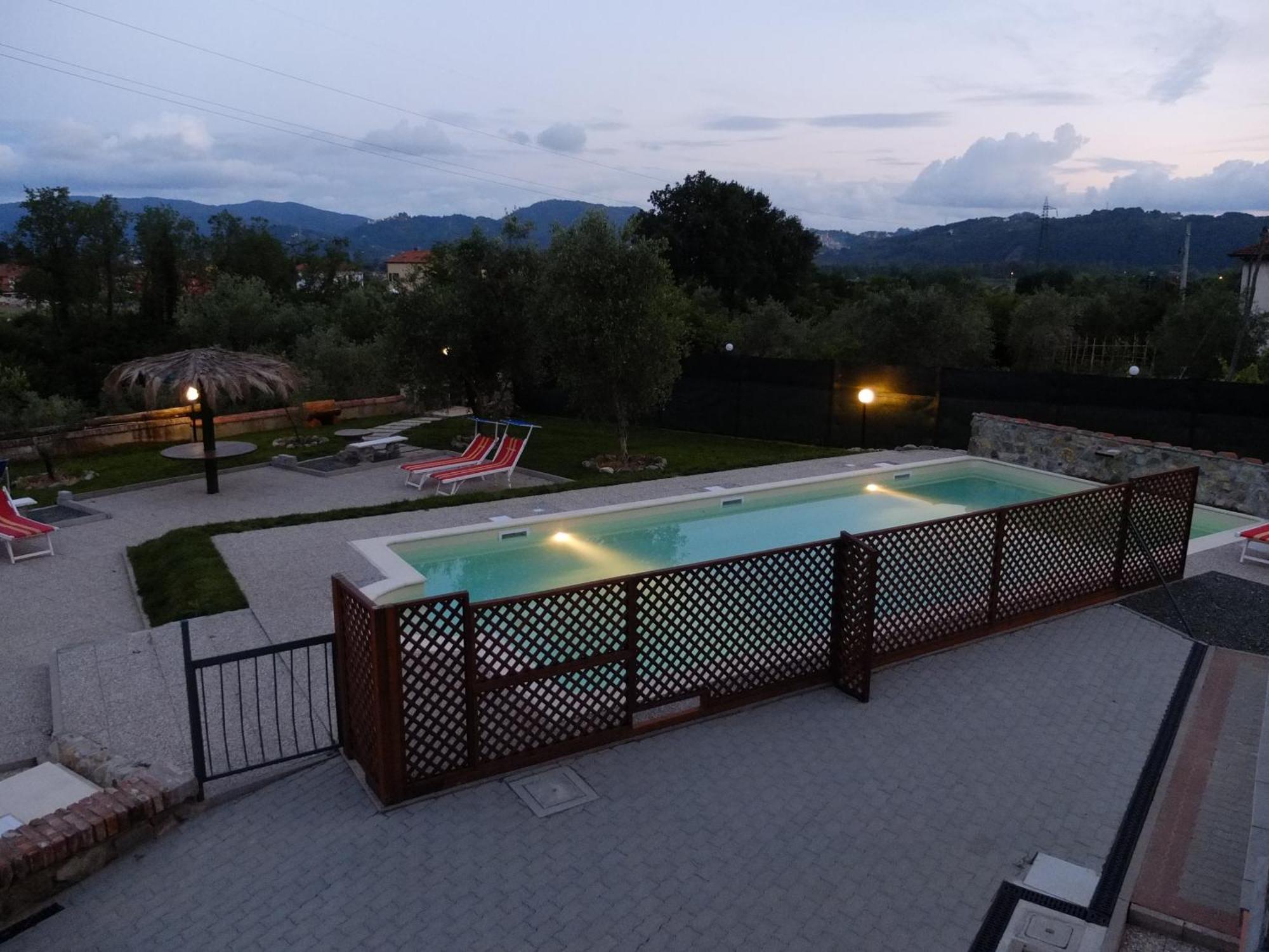 La Fonda Casa Vacanze-Appartamenti Con Piscina Santo Stefano di Magra Eksteriør billede