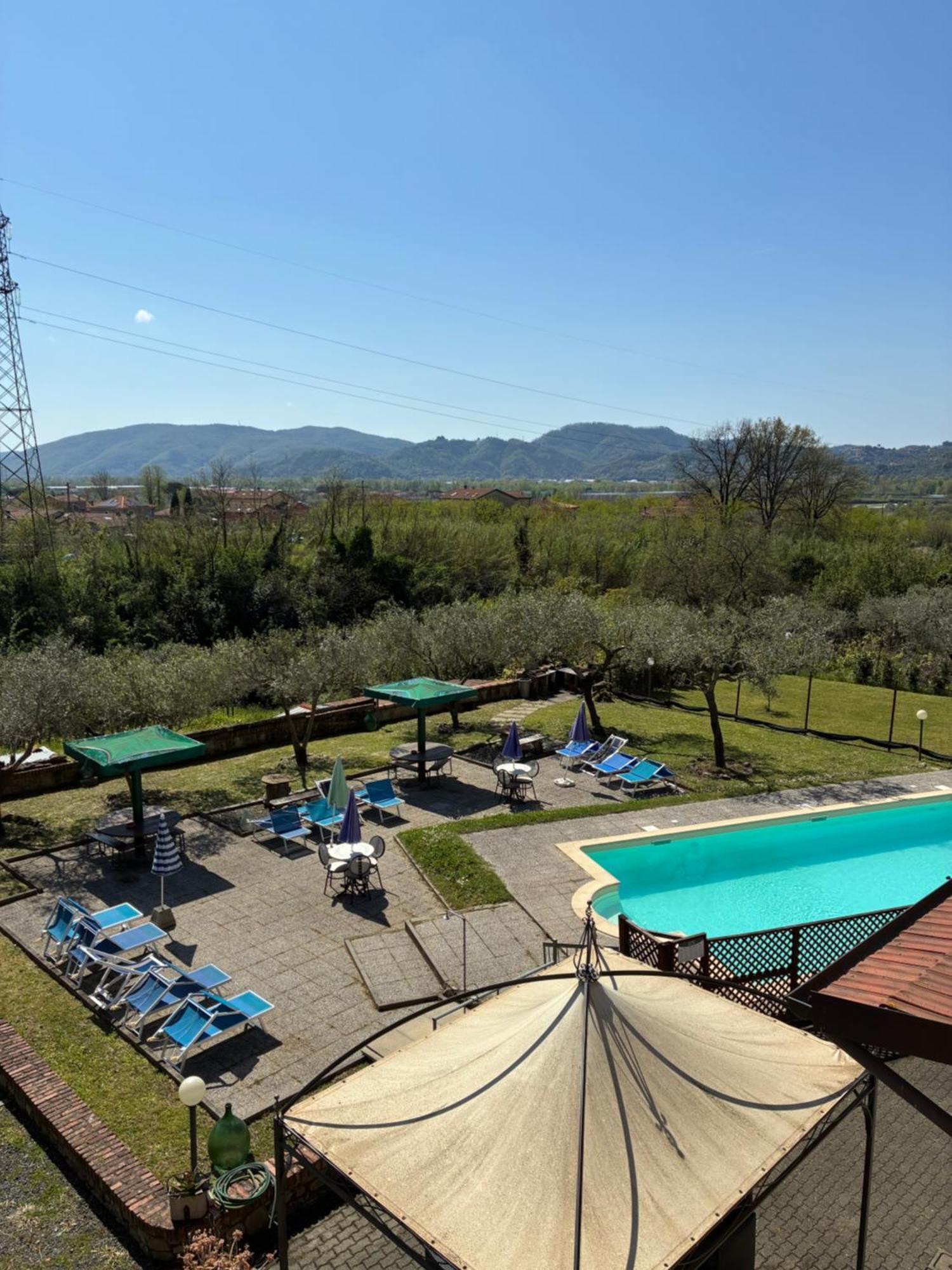 La Fonda Casa Vacanze-Appartamenti Con Piscina Santo Stefano di Magra Eksteriør billede
